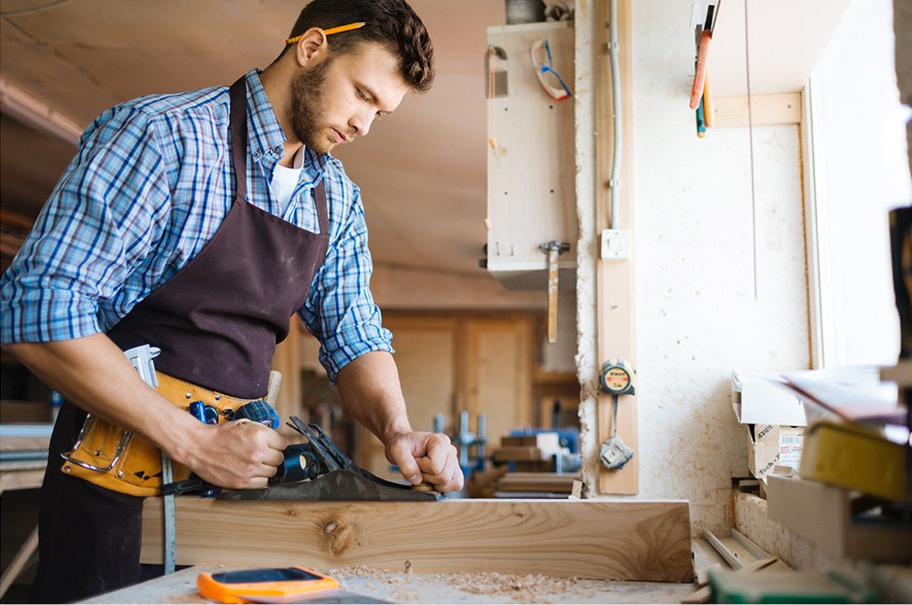 4--Carpenter-Services